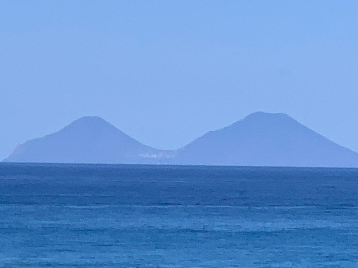 شقة La Porta Delle Eolie Capo dʼOrlando المظهر الخارجي الصورة
