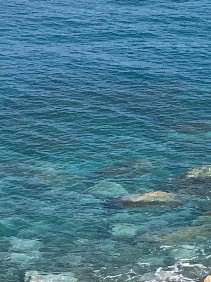 شقة La Porta Delle Eolie Capo dʼOrlando المظهر الخارجي الصورة